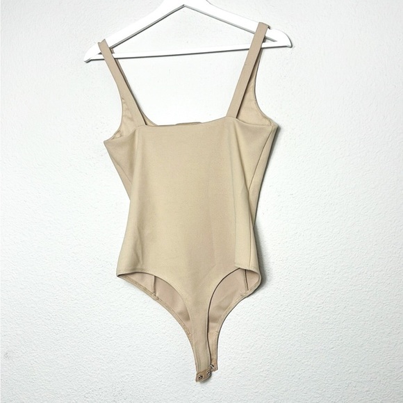 NWT WAYF Bravado Cupped Tank Bodysuit - Picture 4 of 6